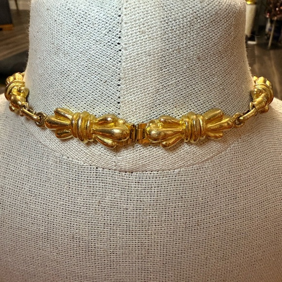 SOLD Vintage. 1972 Mimi Di N - Runway Necklace - Picture 9 of 15